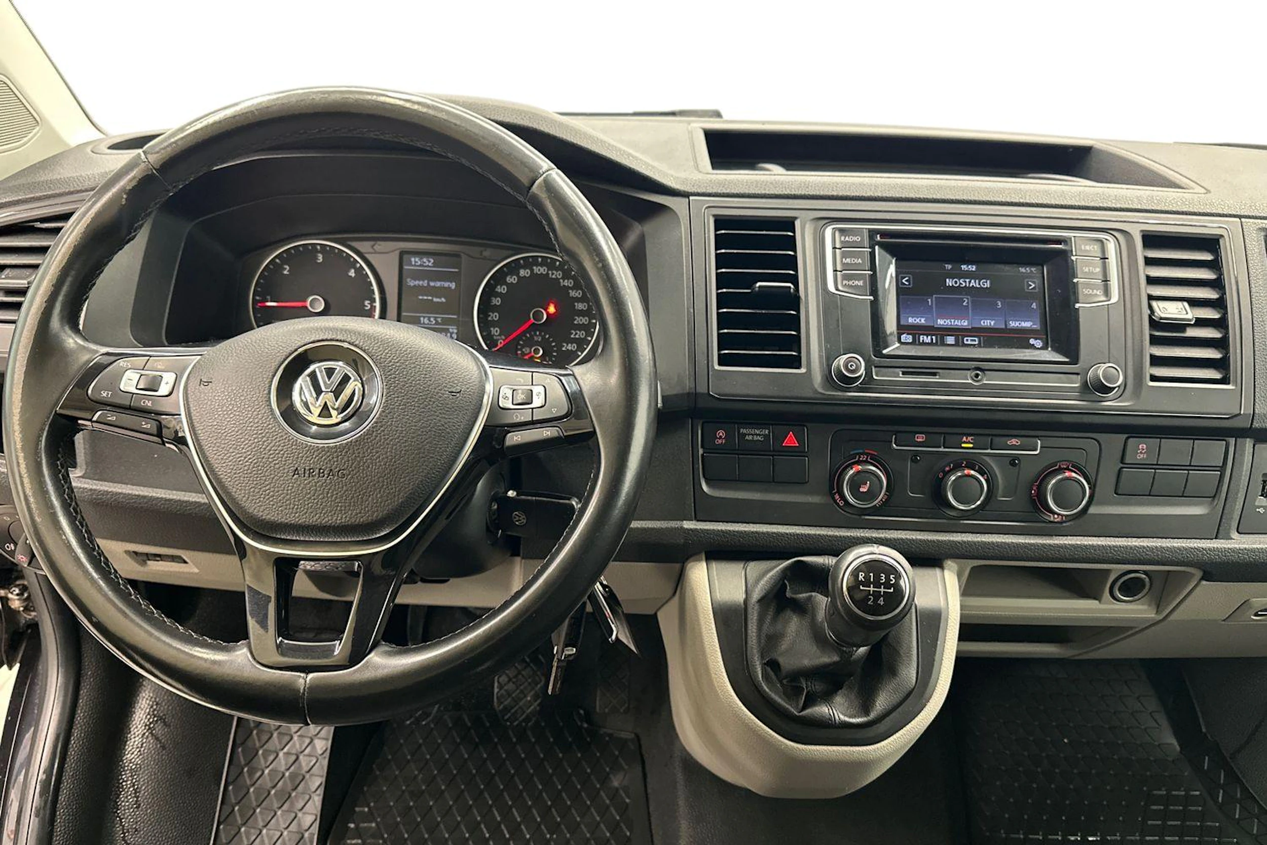 musta Volkswagen Transporter 2019 kuva 7.