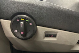 musta Volkswagen Transporter 2019 kuva 15.
