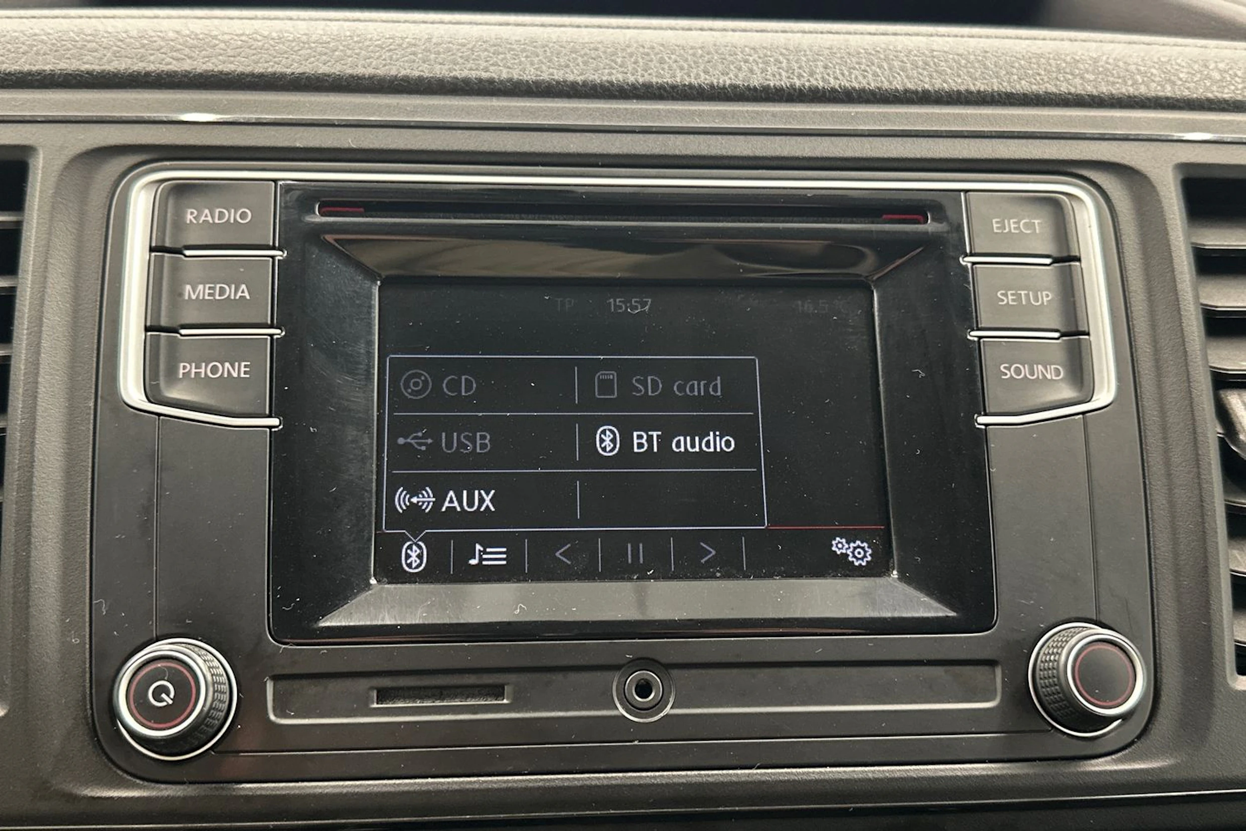 musta Volkswagen Transporter 2019 kuva 17.