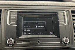 musta Volkswagen Transporter 2019 kuva 17.