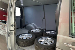 Ruskea (beige) Volkswagen TRANSPORTER 2019 kuva 8.