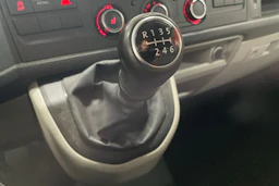 Ruskea (beige) Volkswagen TRANSPORTER 2019 kuva 18.