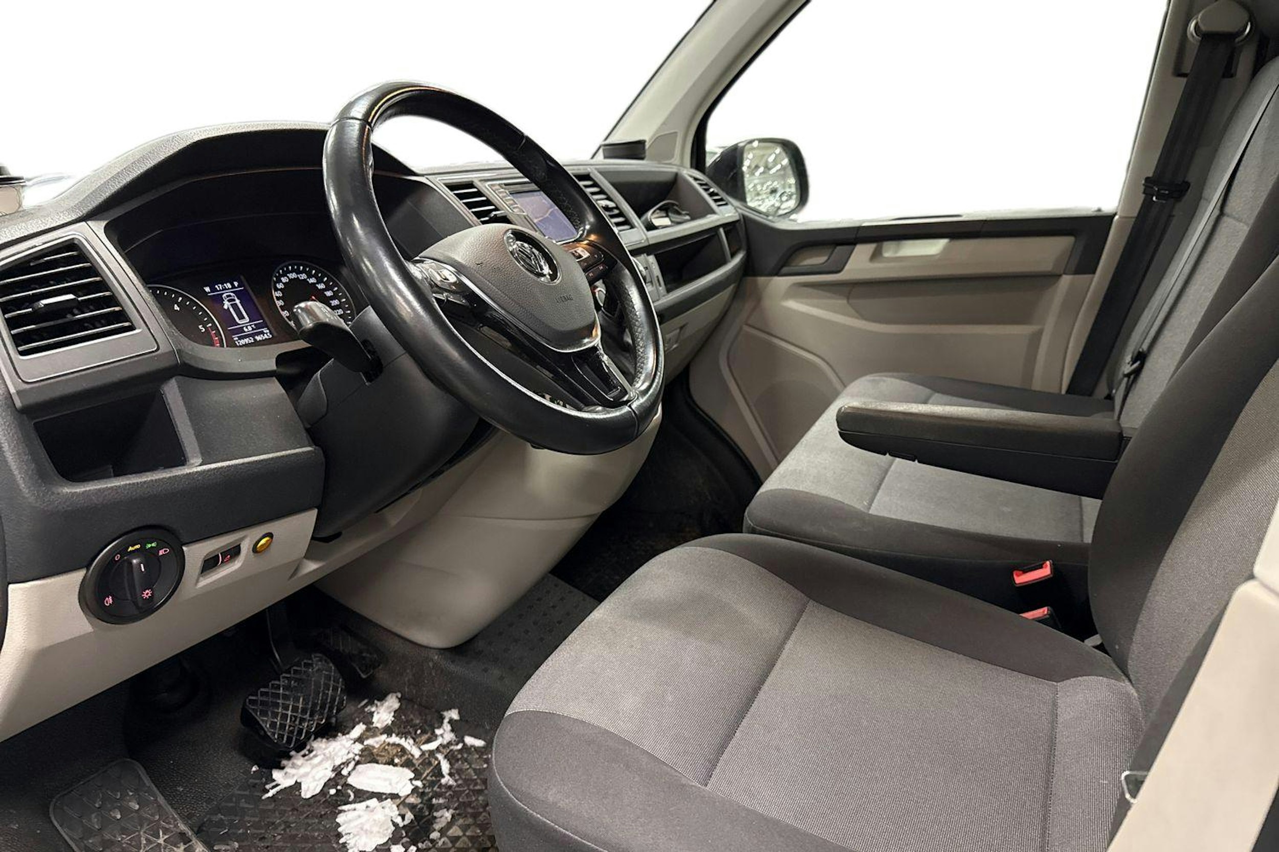 Musta Volkswagen TRANSPORTER 2019 kuva 3.