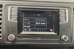 sininen Volkswagen Transporter 2019 kuva 30.