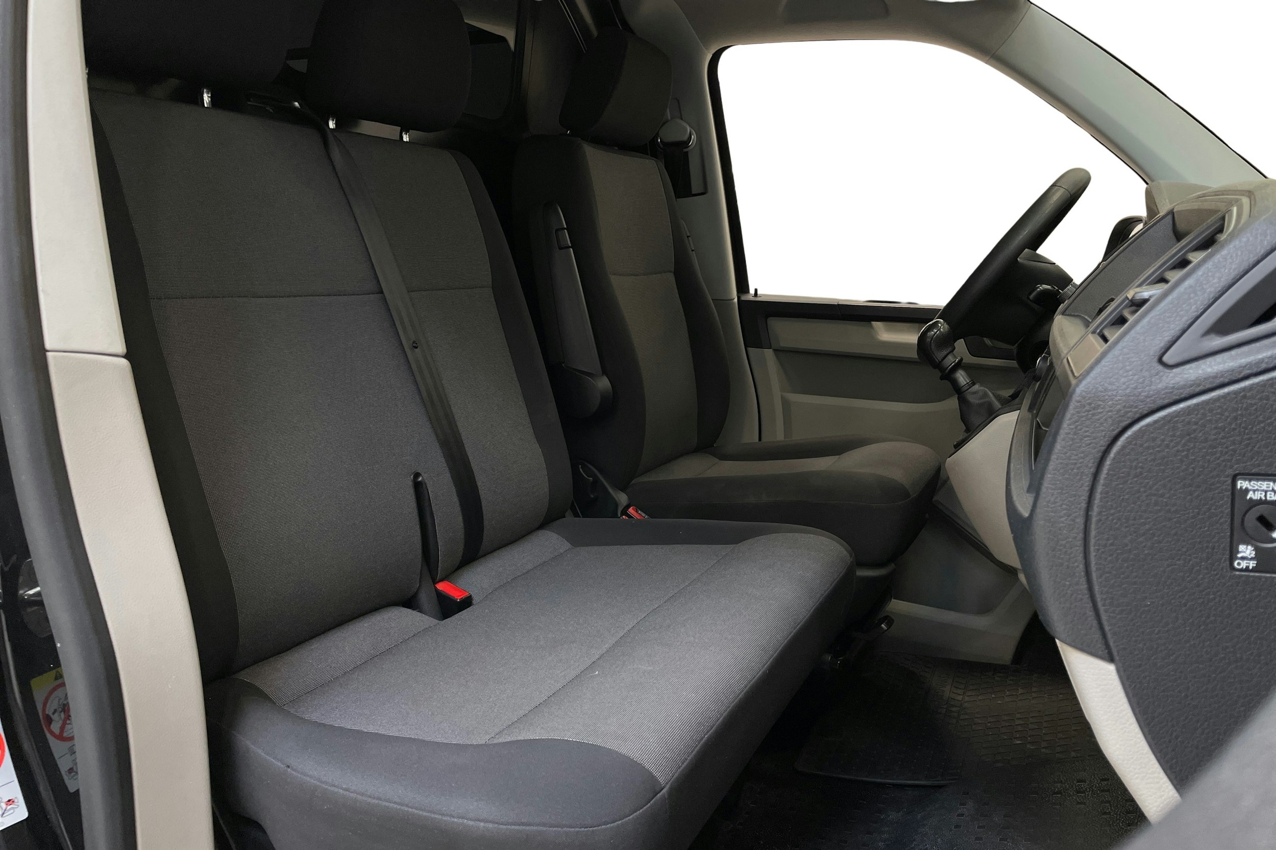 musta Volkswagen Transporter 2019 kuva 10.