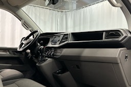 valkoinen Volkswagen Transporter 2020 kuva 11.