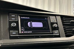 valkoinen Volkswagen Transporter 2020 kuva 20.
