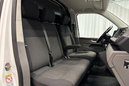 valkoinen Volkswagen Transporter 2020 kuva 8.