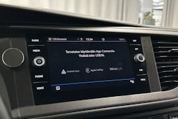 valkoinen Volkswagen Transporter 2020 kuva 17.