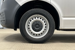 valkoinen Volkswagen Transporter 2020 kuva 23.