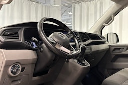 valkoinen Volkswagen Transporter 2020 kuva 6.