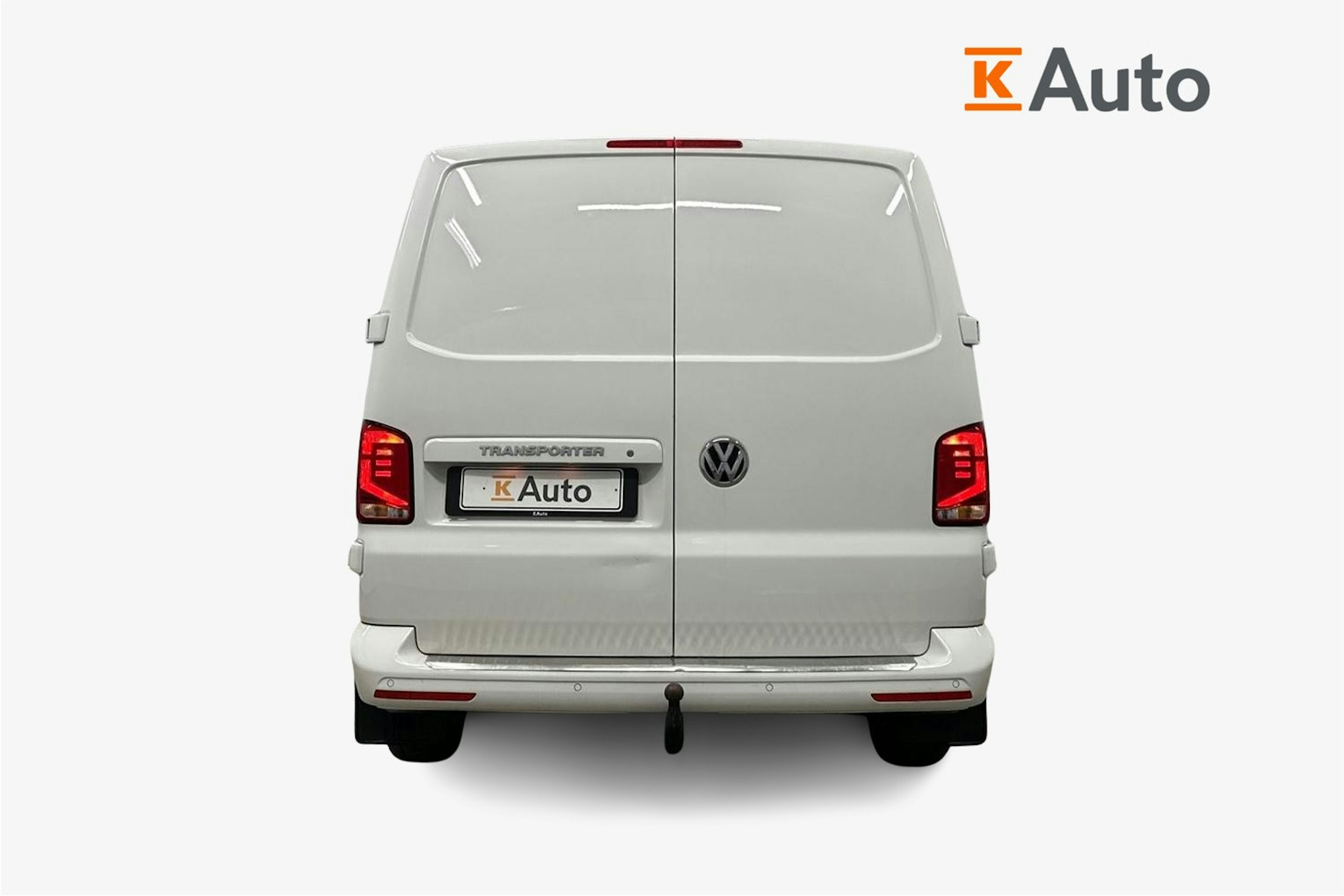 valkoinen Volkswagen Transporter 2020 kuva 3.