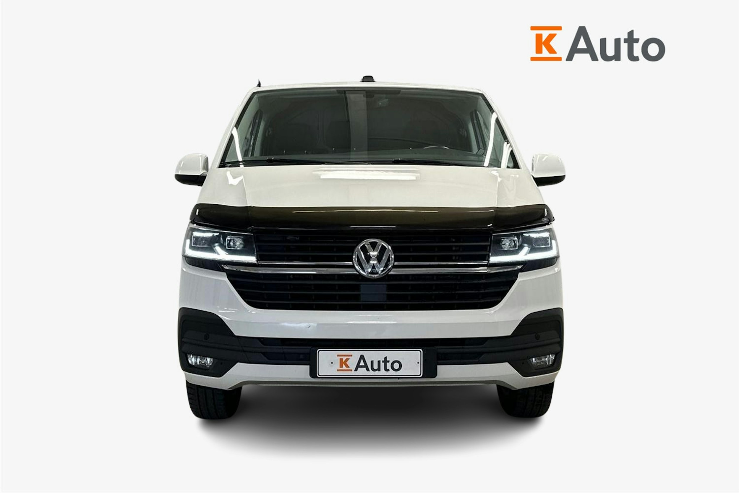 valkoinen Volkswagen Transporter 2020 kuva 4.