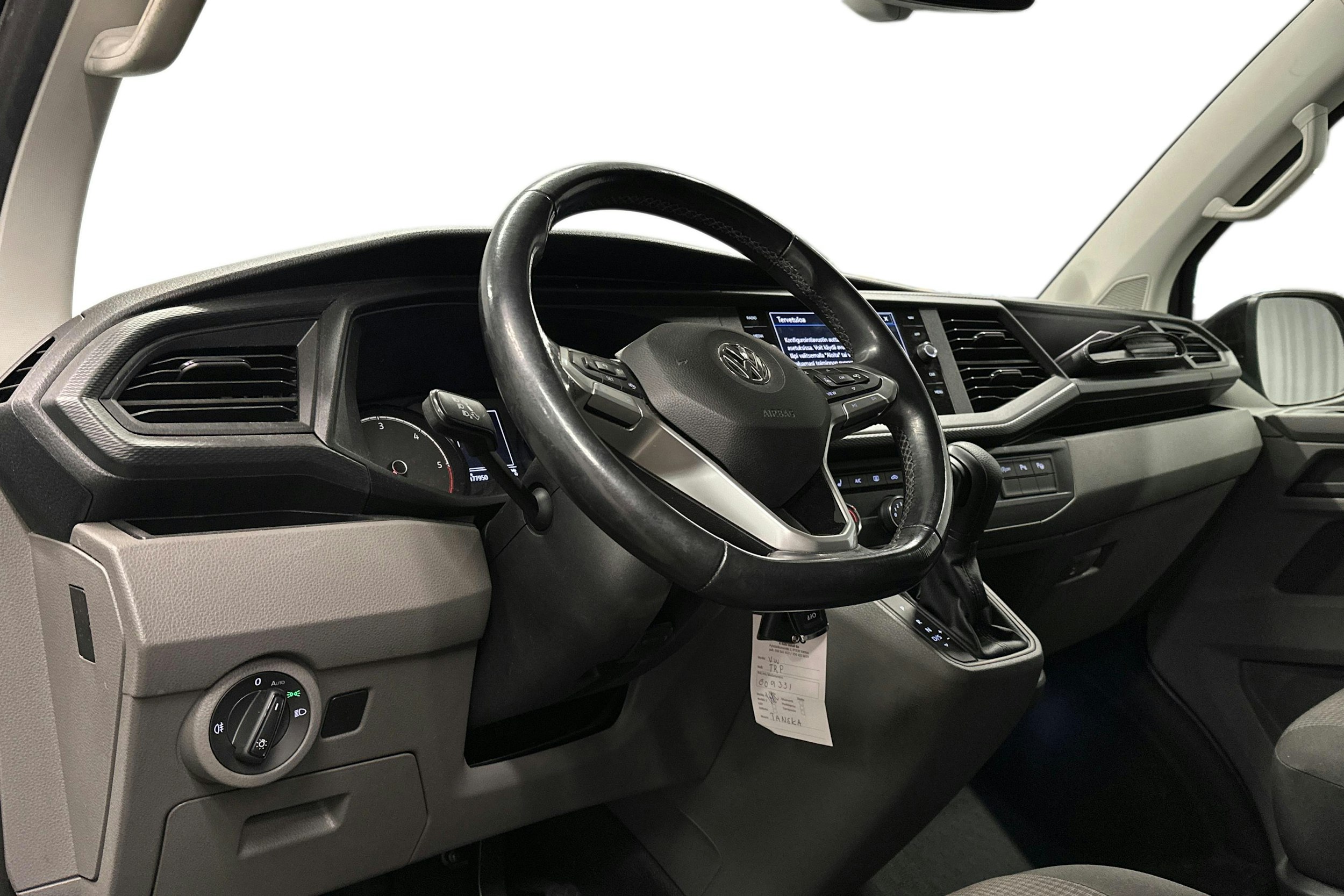 musta Volkswagen Transporter 2020 kuva 3.