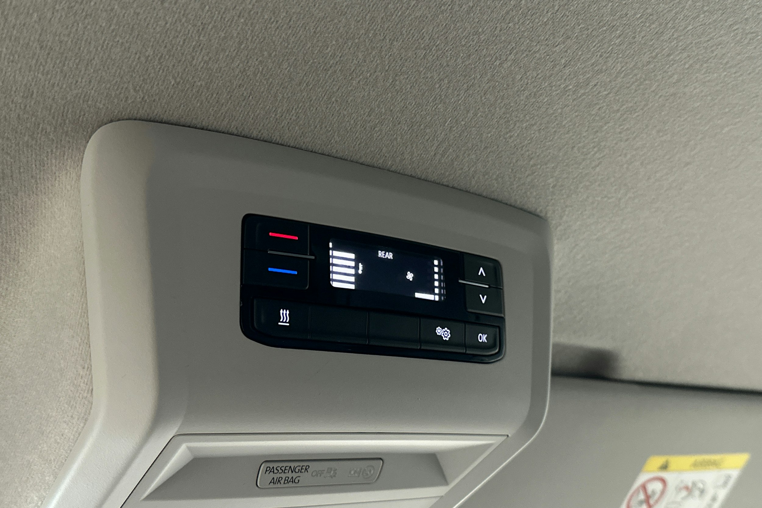 hopea Volkswagen Transporter 2020 kuva 17.