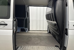 hopea Volkswagen Transporter 2020 kuva 27.
