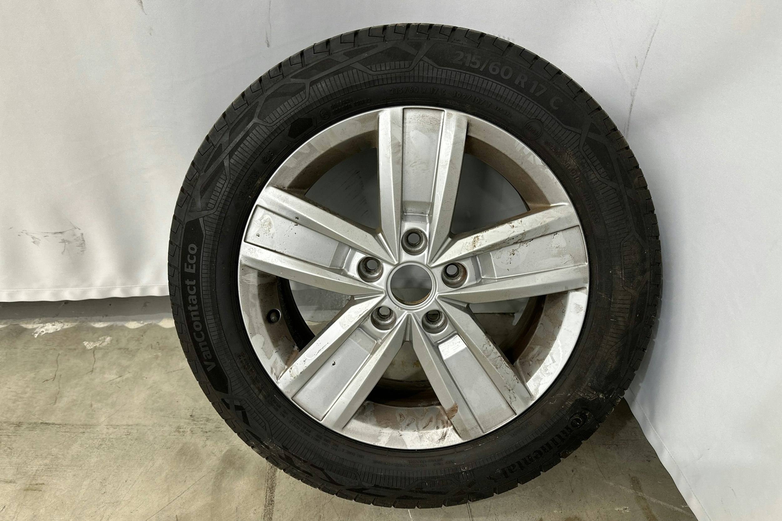 hopea Volkswagen Transporter 2020 kuva 29.