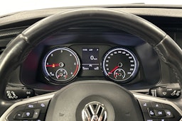 valkoinen Volkswagen Transporter 2020 kuva 10.