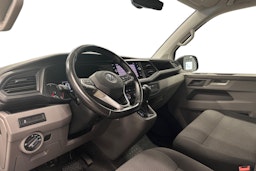 valkoinen Volkswagen Transporter 2020 kuva 3.