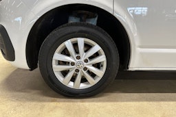 valkoinen Volkswagen Transporter 2020 kuva 10.