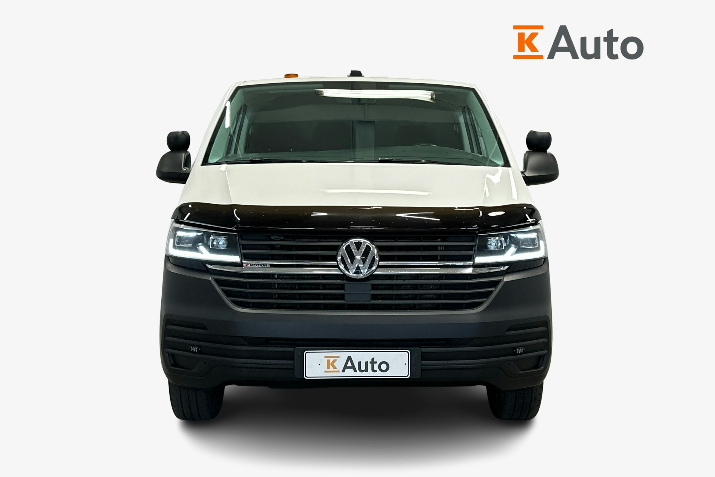 valkoinen Volkswagen Transporter 2020 kuva 4.