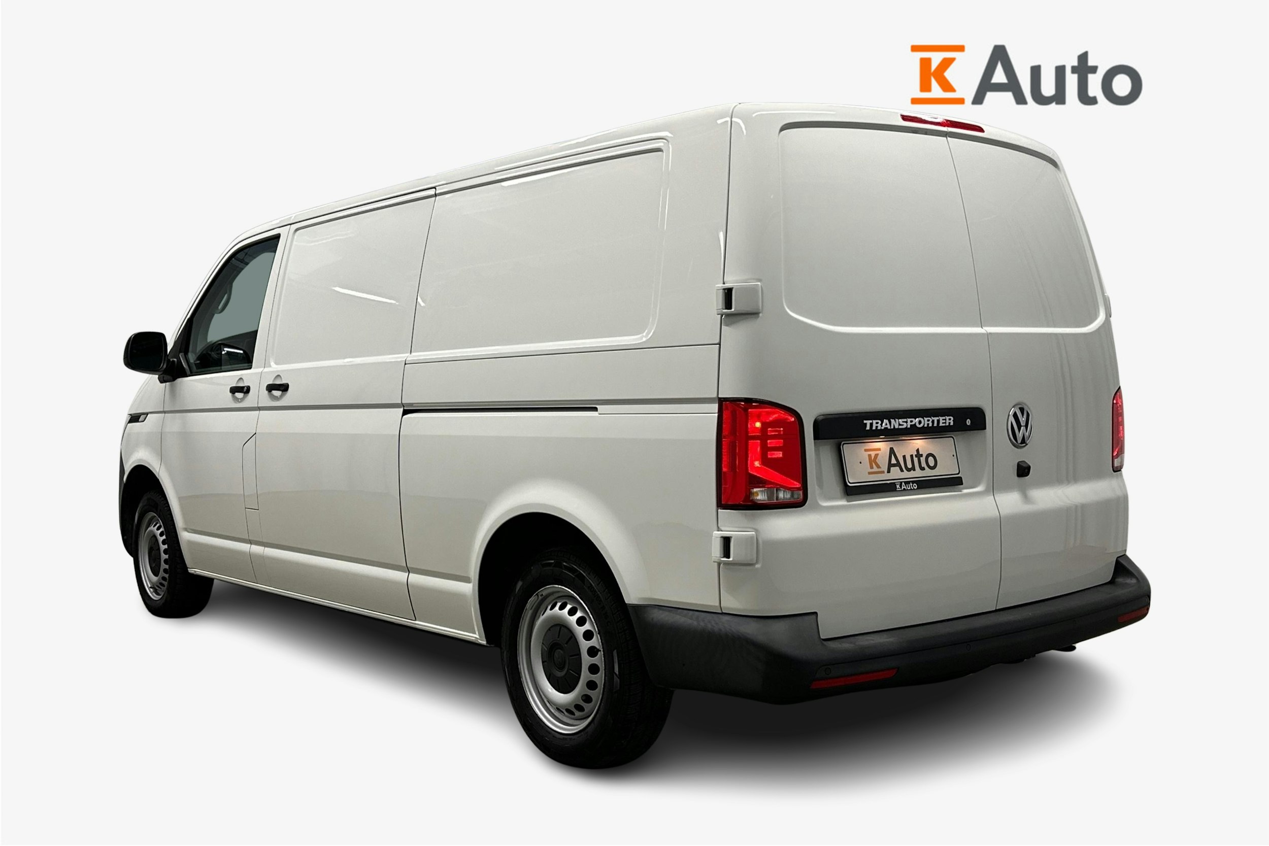 valkoinen Volkswagen Transporter 2020 kuva 2.