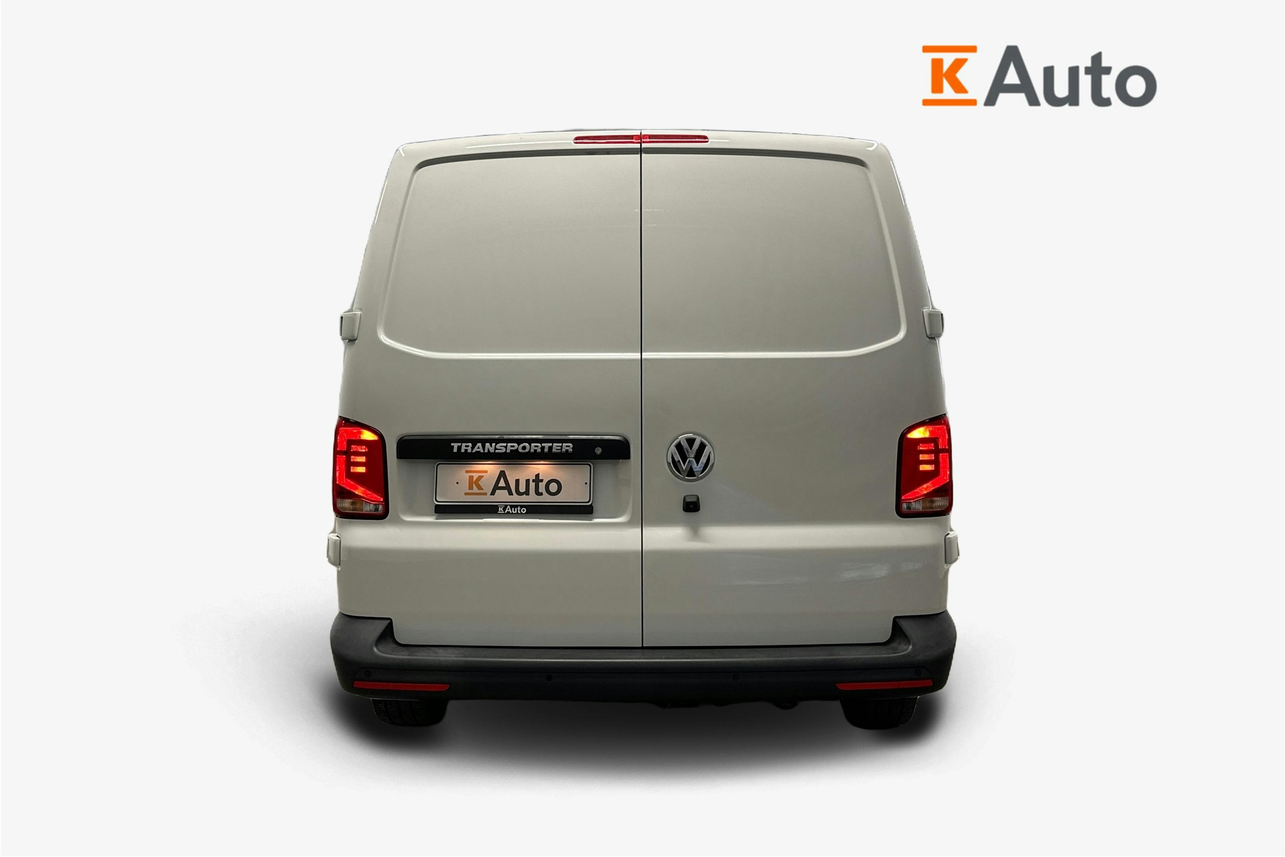 valkoinen Volkswagen Transporter 2020 kuva 3.