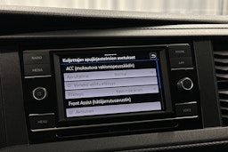valkoinen Volkswagen Transporter 2020 kuva 21.