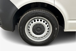valkoinen Volkswagen Transporter 2020 kuva 9.
