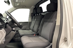 valkoinen Volkswagen Transporter 2020 kuva 8.