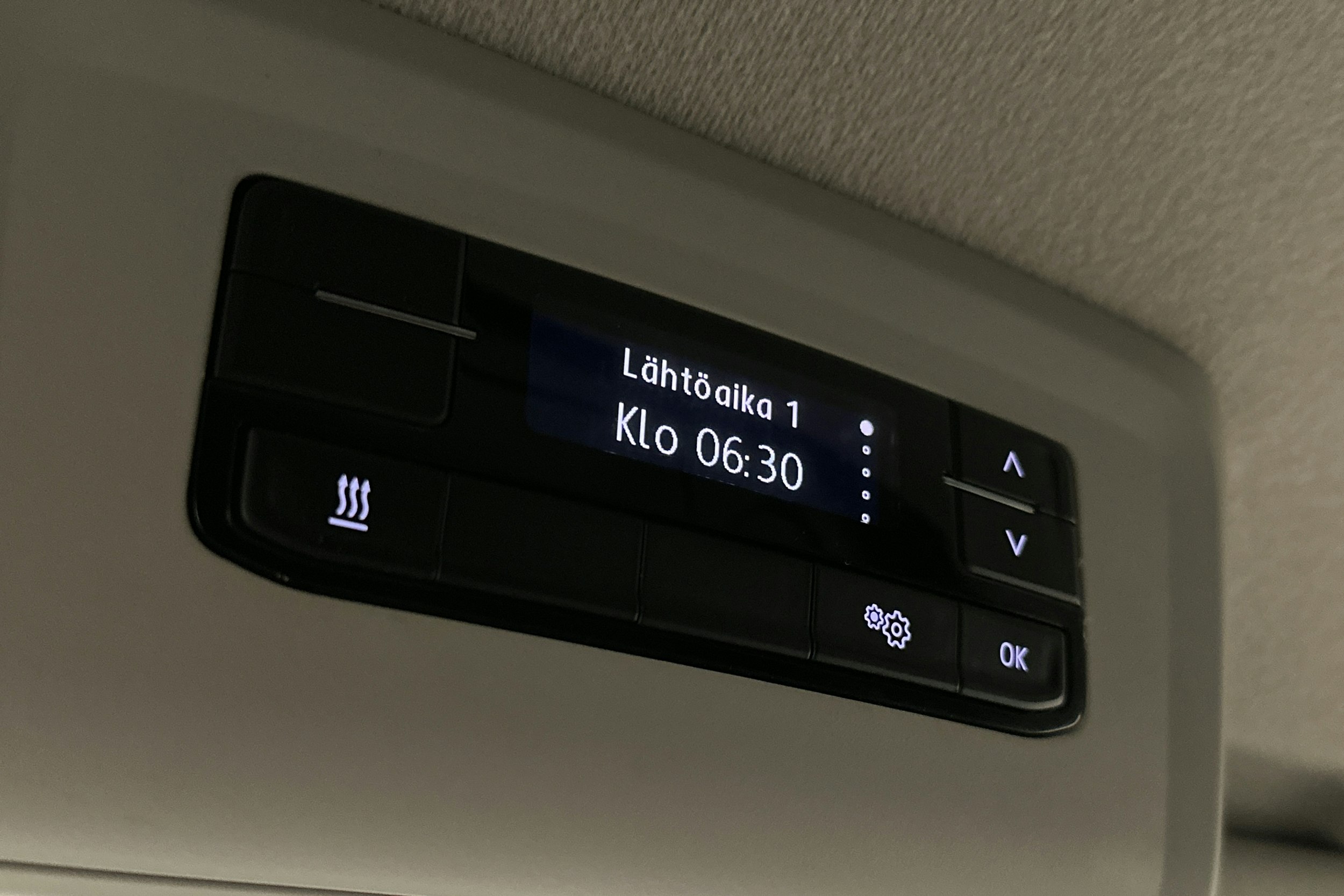 valkoinen Volkswagen Transporter 2020 kuva 20.
