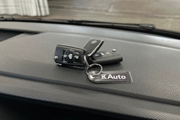 ruskea Volkswagen Transporter 2020 kuva 22.