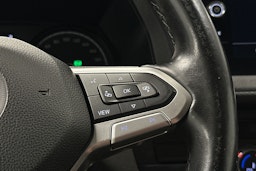 valkoinen Volkswagen Transporter 2020 kuva 17.