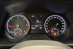valkoinen Volkswagen Transporter 2020 kuva 18.