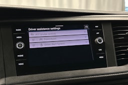 valkoinen Volkswagen Transporter 2020 kuva 21.