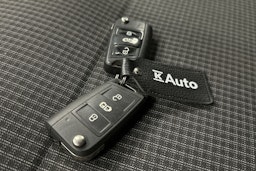 valkoinen Volkswagen Transporter 2020 kuva 25.