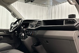 valkoinen Volkswagen Transporter 2020 kuva 8.