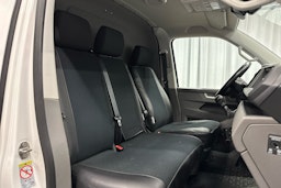 valkoinen Volkswagen Transporter 2020 kuva 8.