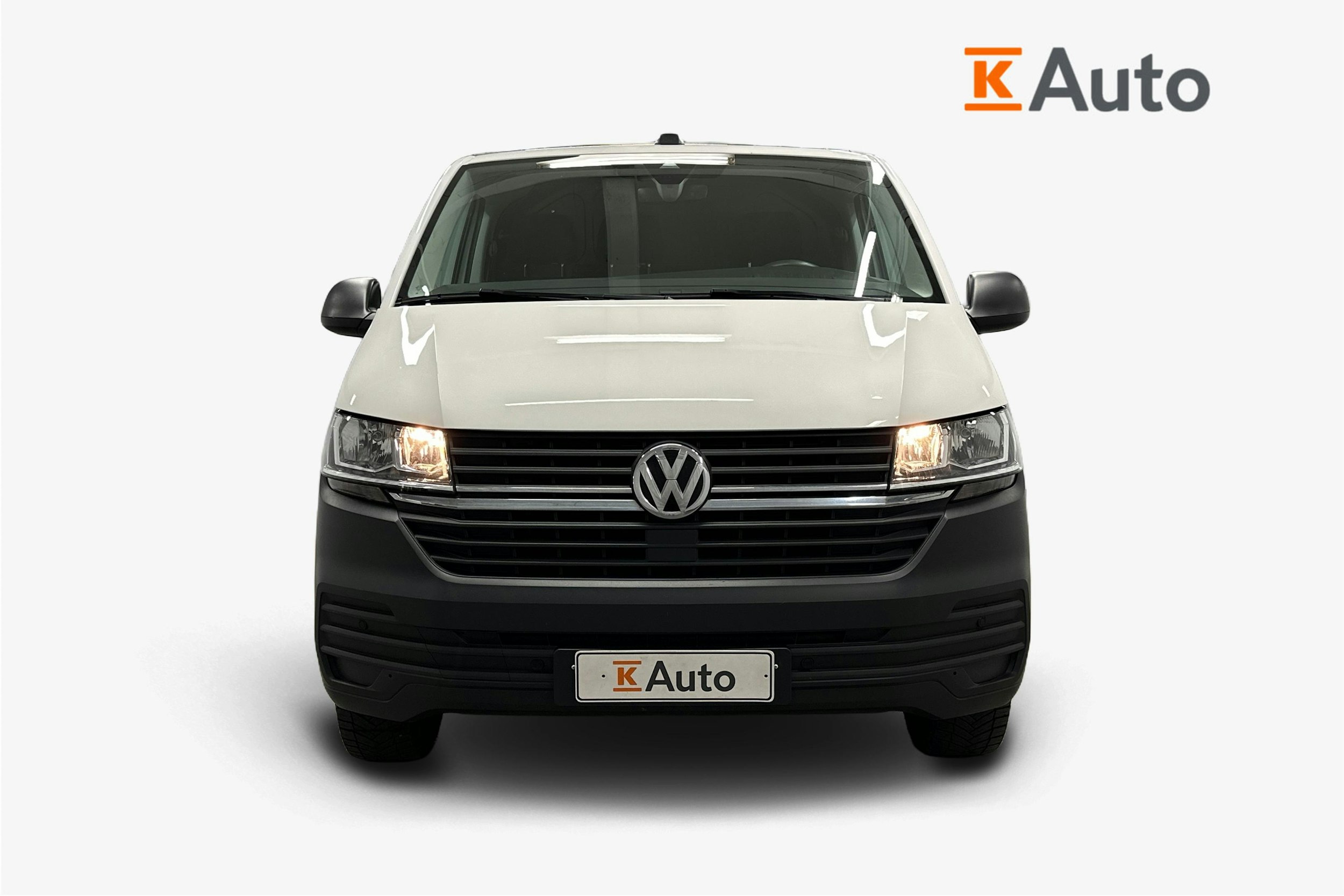 valkoinen Volkswagen Transporter 2020 kuva 4.