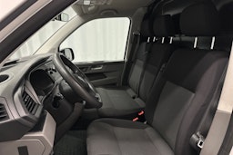 valkoinen Volkswagen Transporter 2020 kuva 14.
