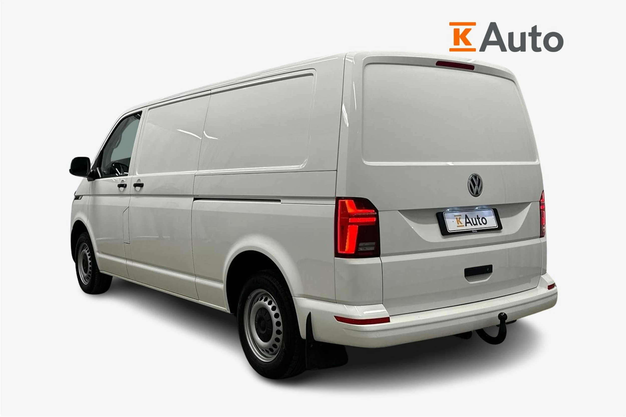 valkoinen Volkswagen Transporter 2020 kuva 2.
