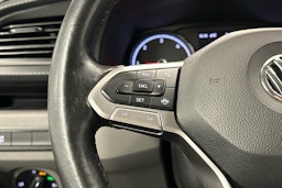 valkoinen Volkswagen Transporter 2020 kuva 7.