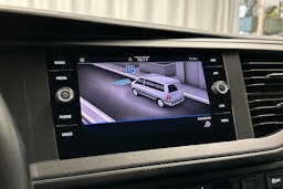 valkoinen Volkswagen Transporter 2020 kuva 14.