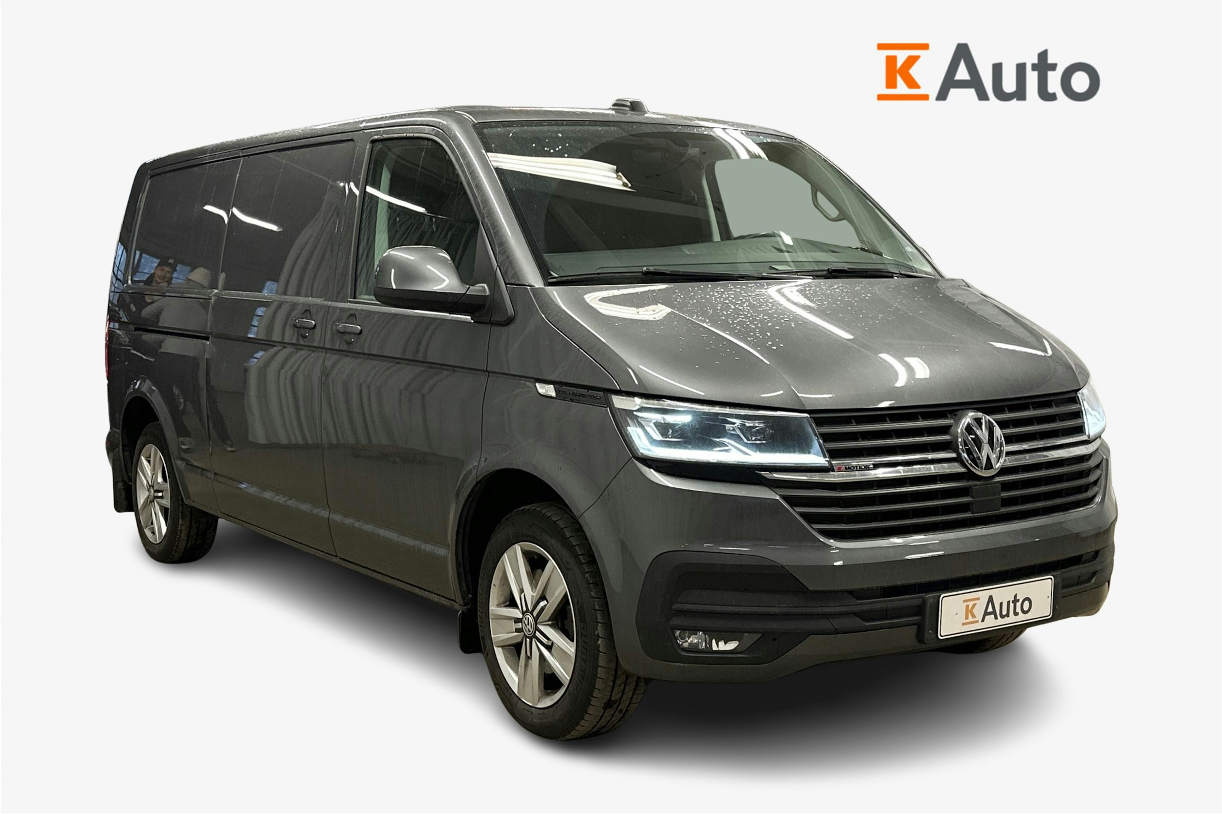 harmaa Volkswagen Transporter 2020 kuva 1.