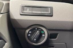 harmaa Volkswagen Transporter 2020 kuva 18.