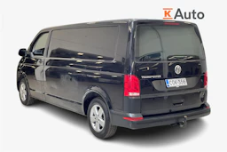 musta Volkswagen Transporter 2020 kuva 2.