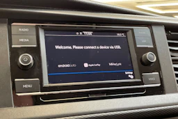 musta Volkswagen Transporter 2020 kuva 18.