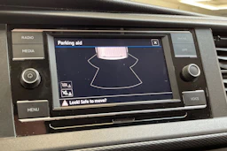 musta Volkswagen Transporter 2020 kuva 19.