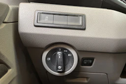 musta Volkswagen Transporter 2020 kuva 22.