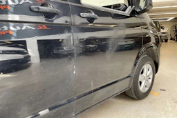 musta Volkswagen Transporter 2020 kuva 32.